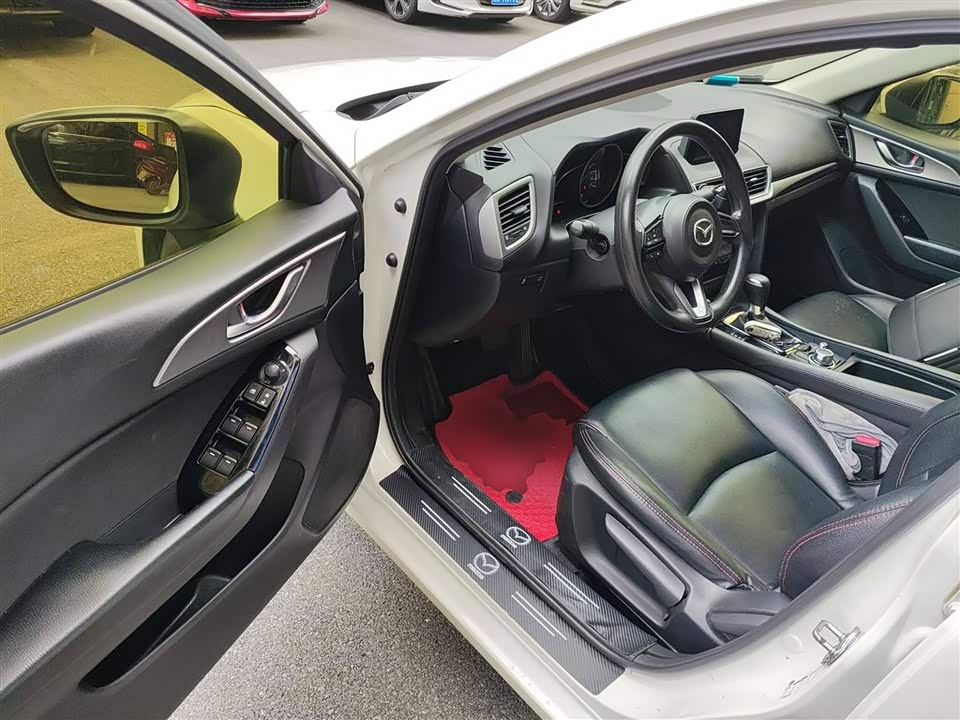 Mazda 3 Angkesaila Mazda 3 Angkesaila