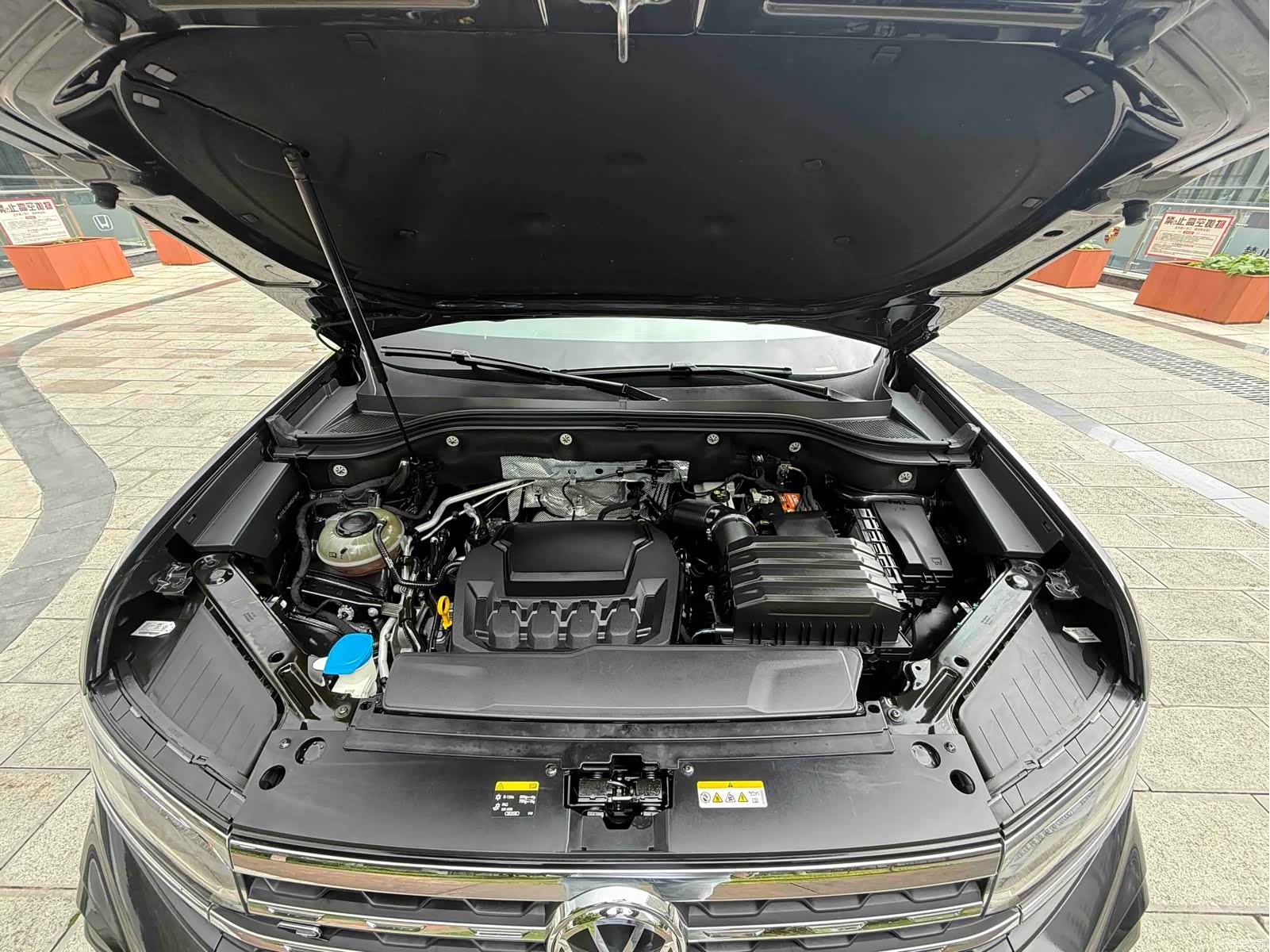 Volkswagen Teramont X, 2022 39