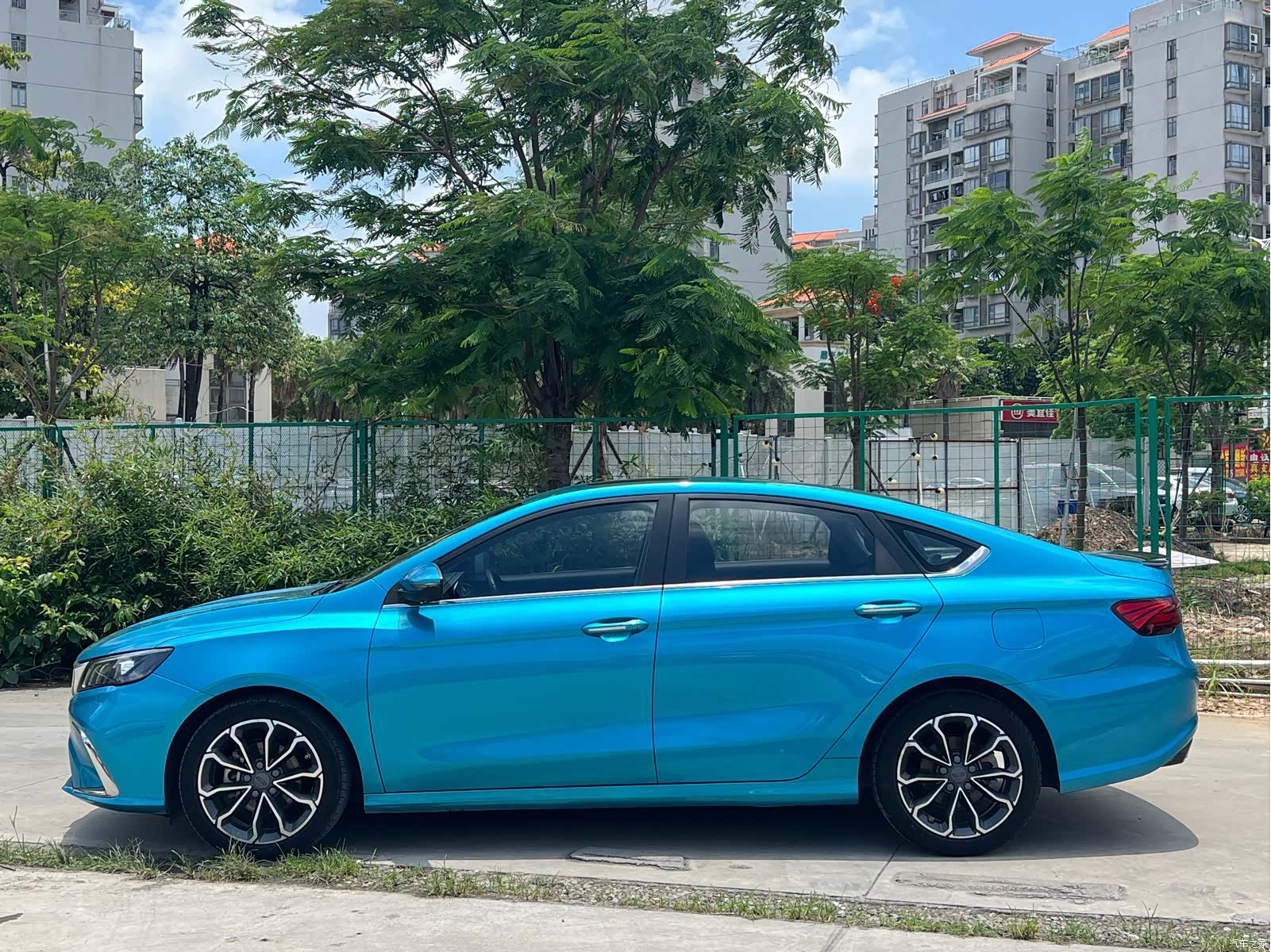 Geely Binray, 2021 3