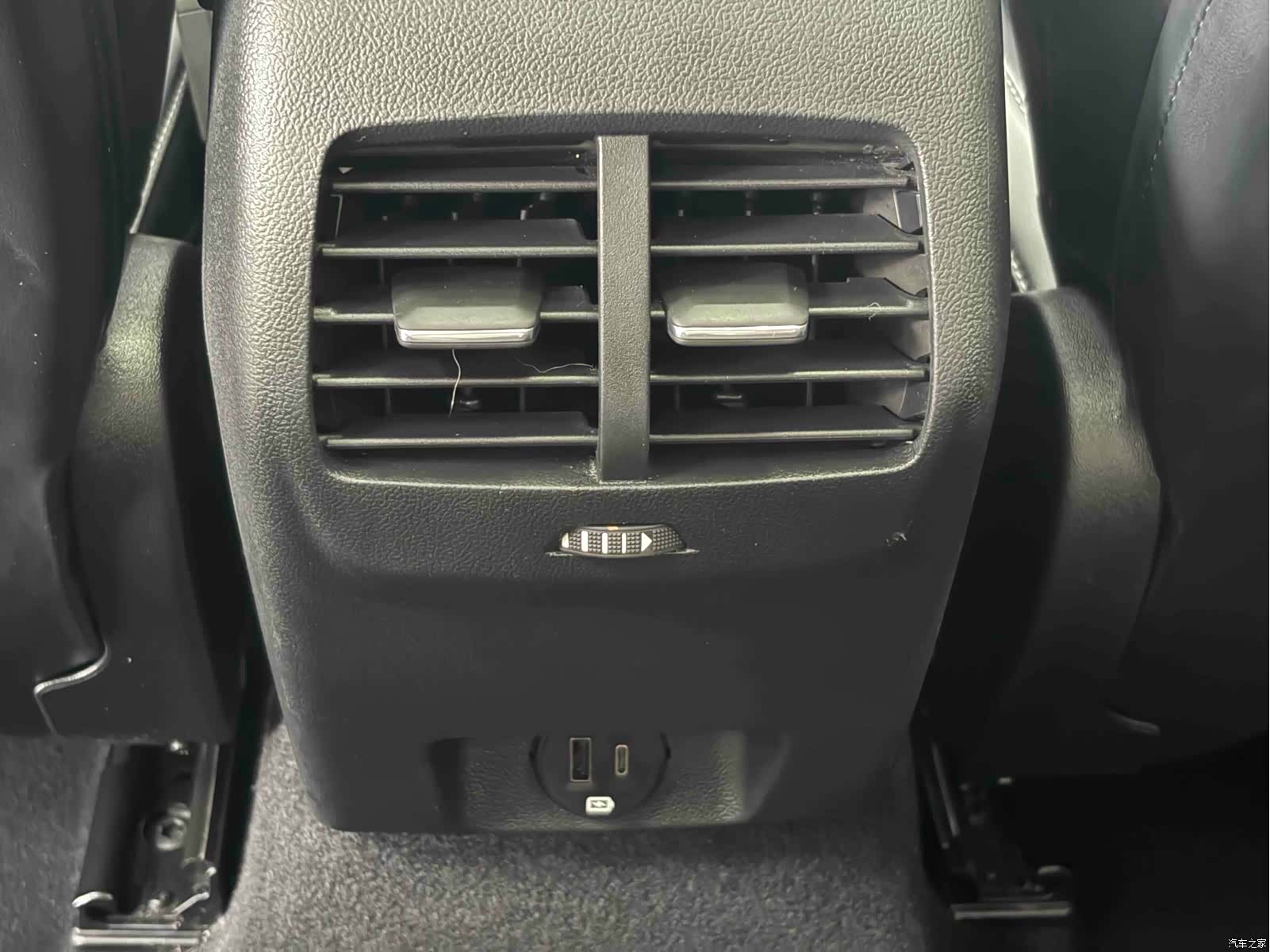 Ford Focus, 2022 14