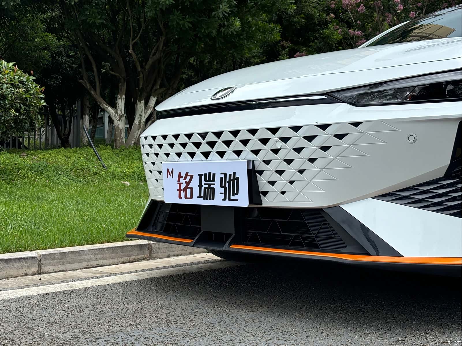 Changan UNI-V, 2024 3