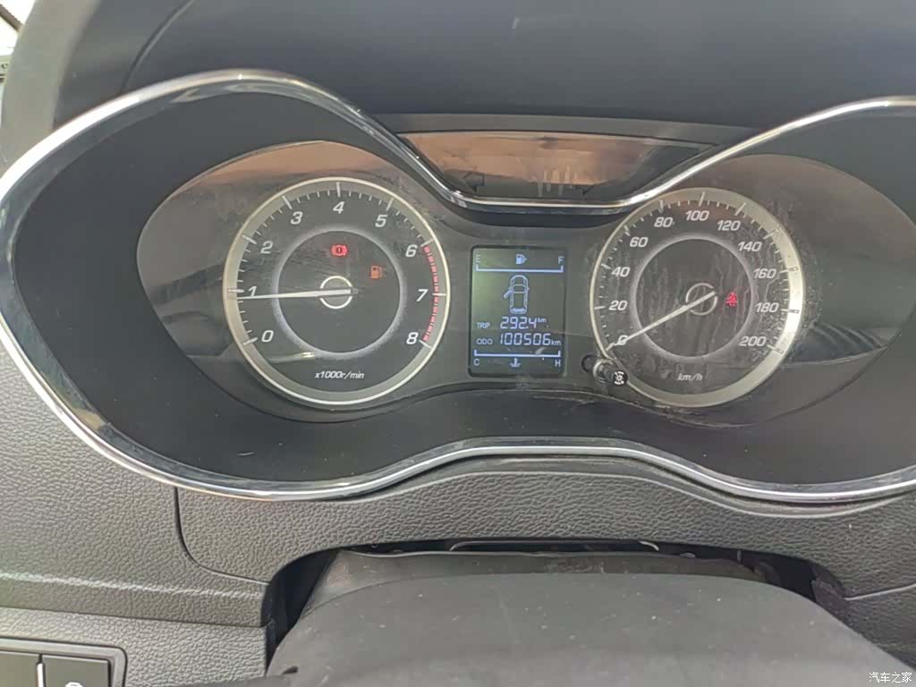 Wuling 560, 2017 12