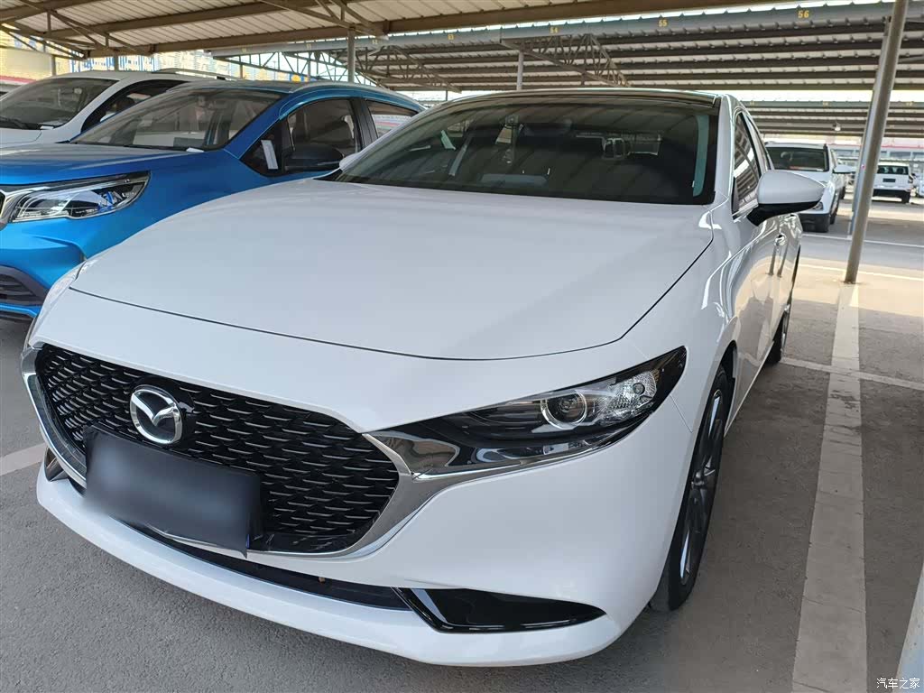 Mazda Mazda3, 2024 2