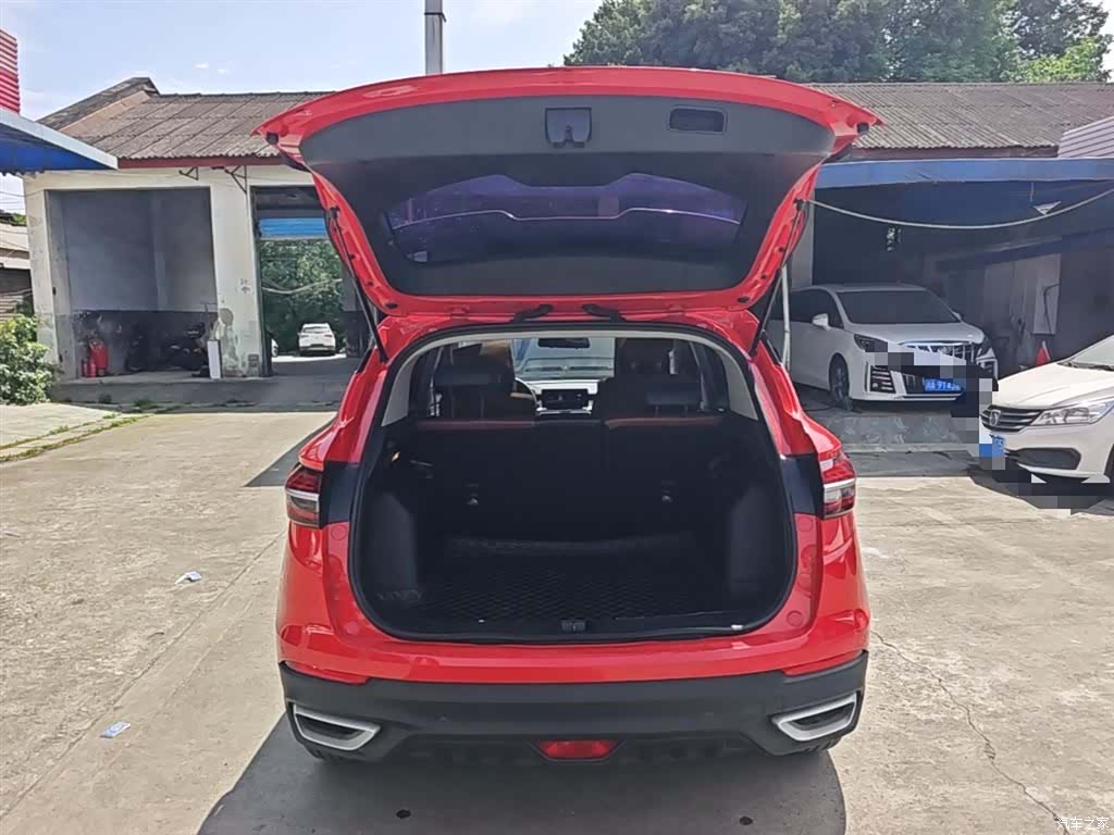 Geely Coolray, 2021 19
