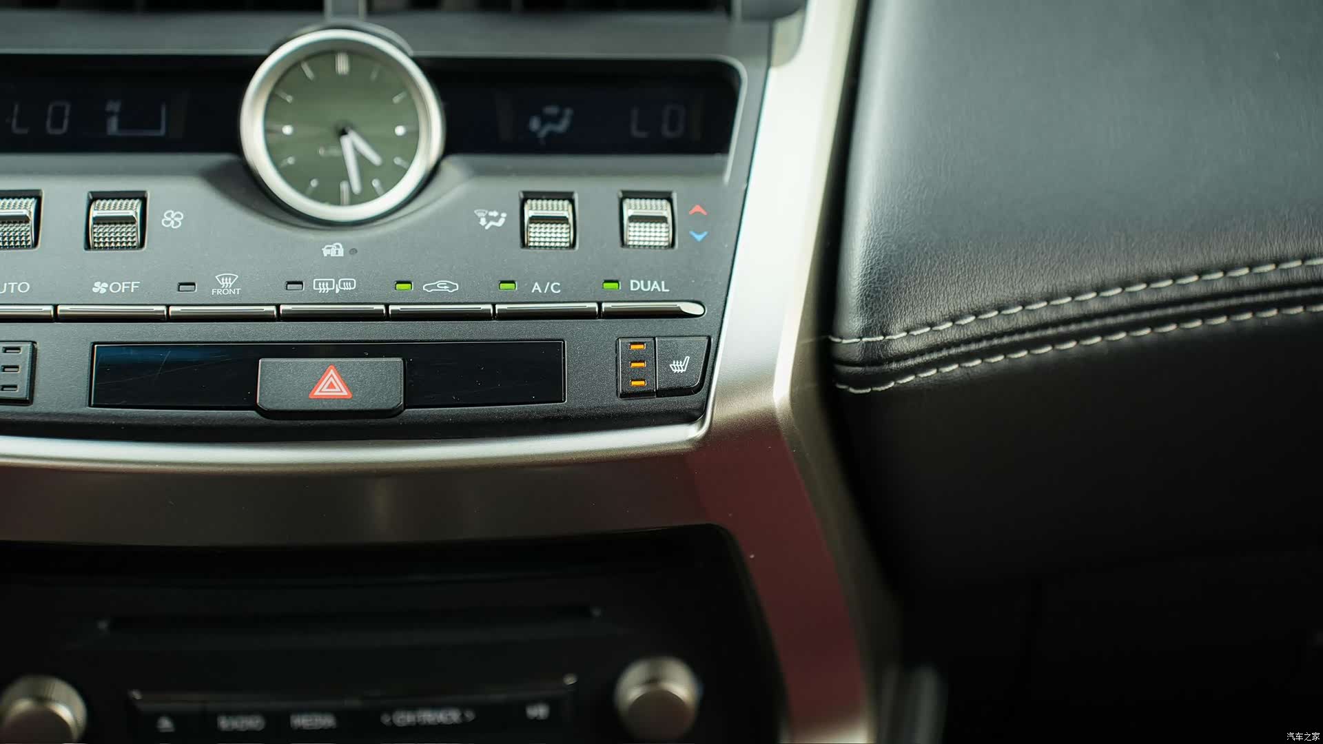 Lexus NX, 2018 18
