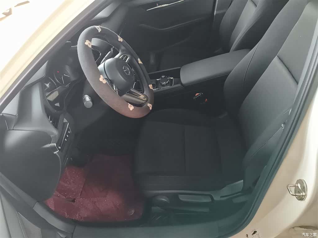 Mazda Mazda3, 2024 15