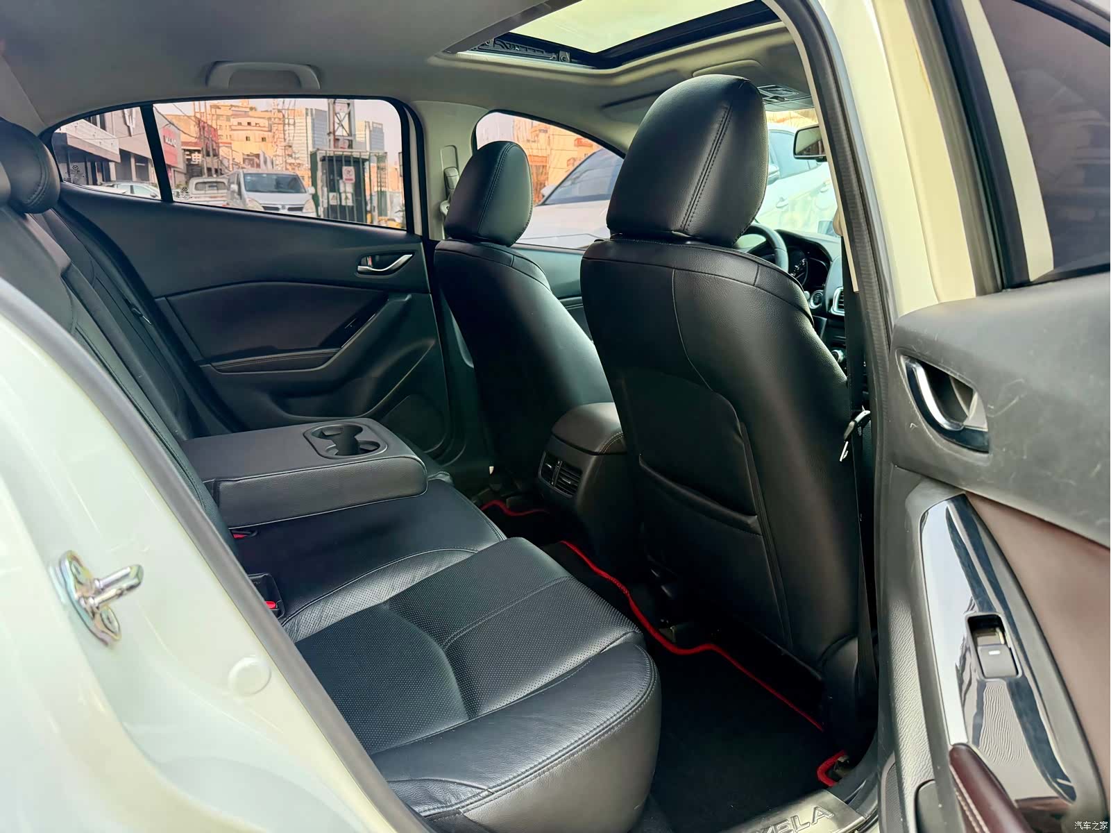 Mazda Mazda3, 2018 17