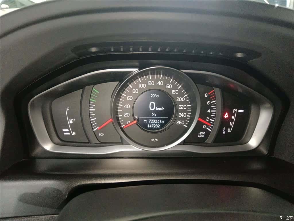 Volvo XC60, 2016 4