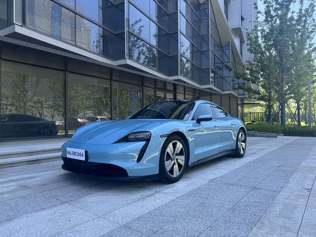 Porsche Taycan