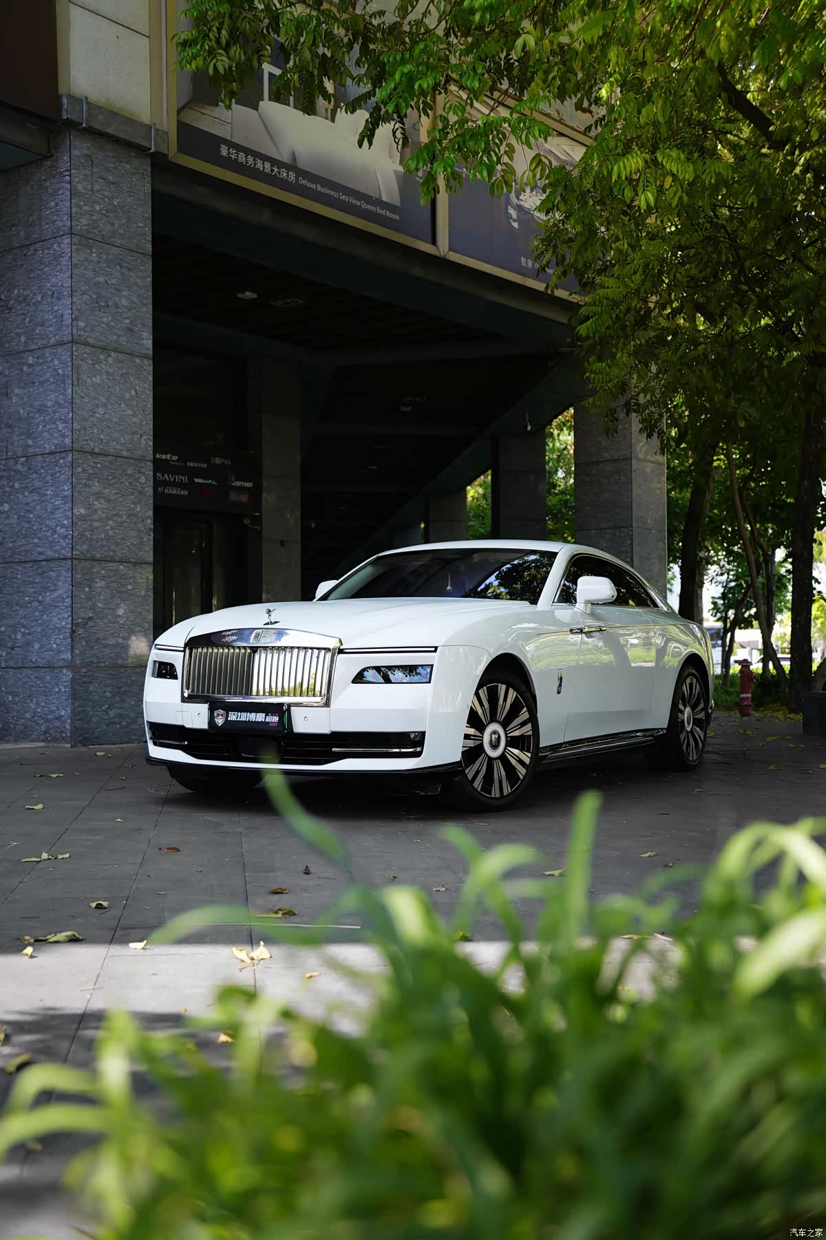 Rolls-Royce Spectre