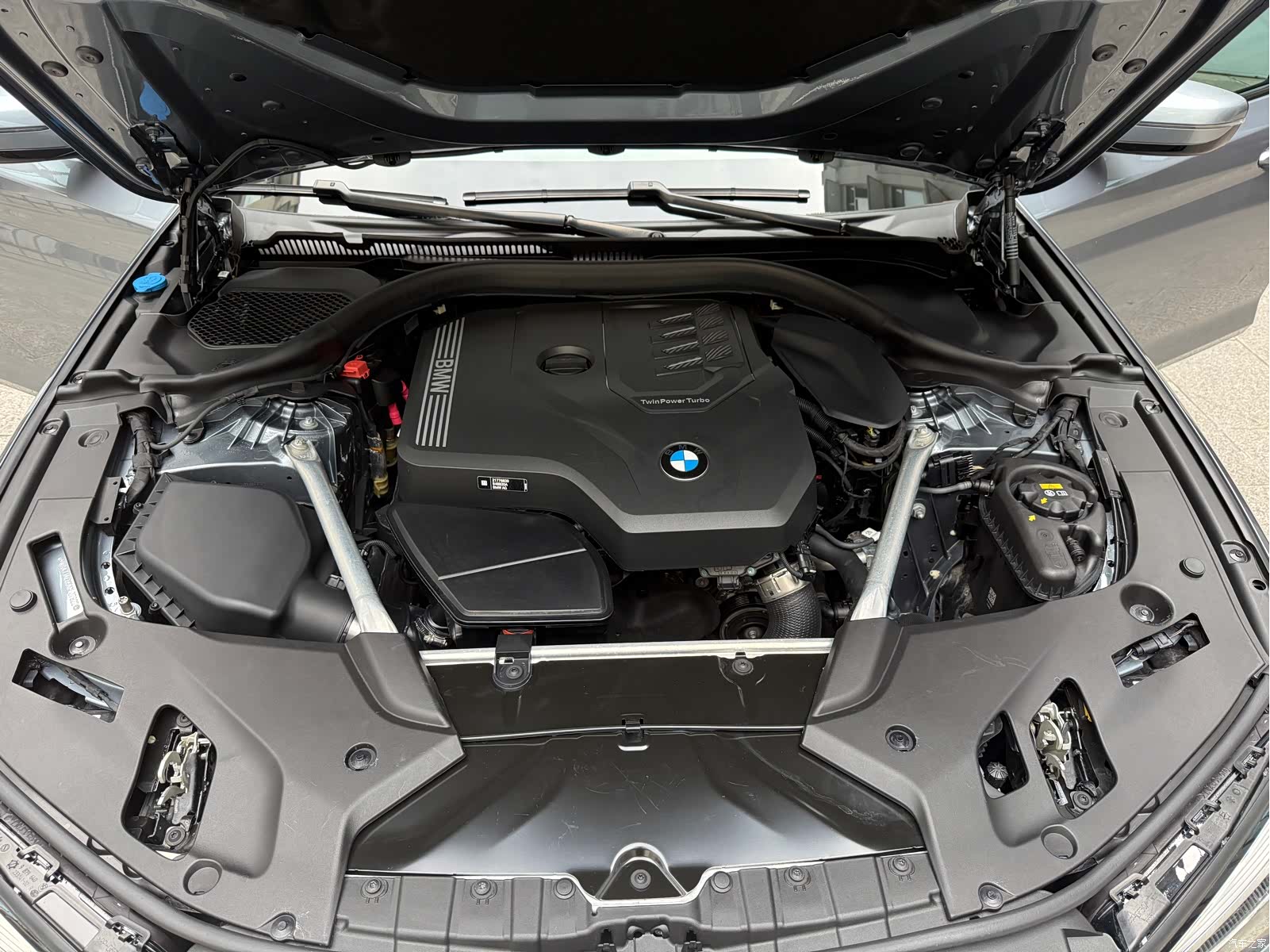 BMW 5 Series, 2022 15