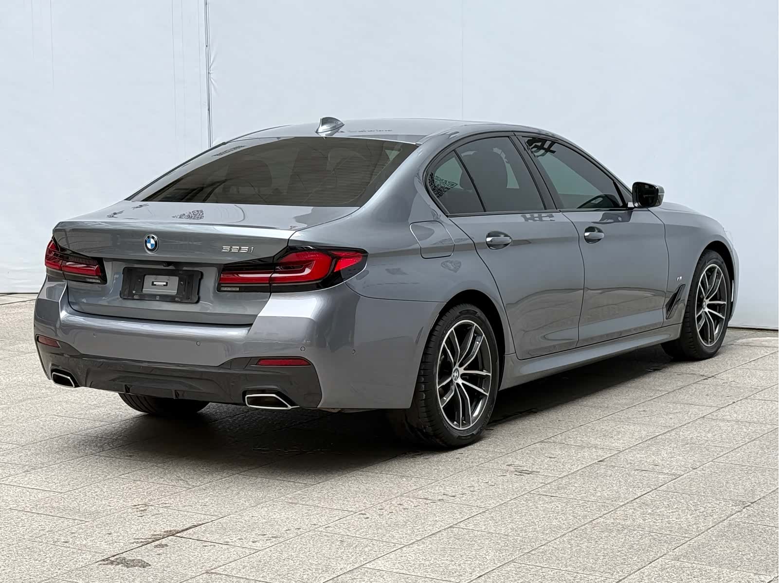 BMW 5 Series, 2022 все фото