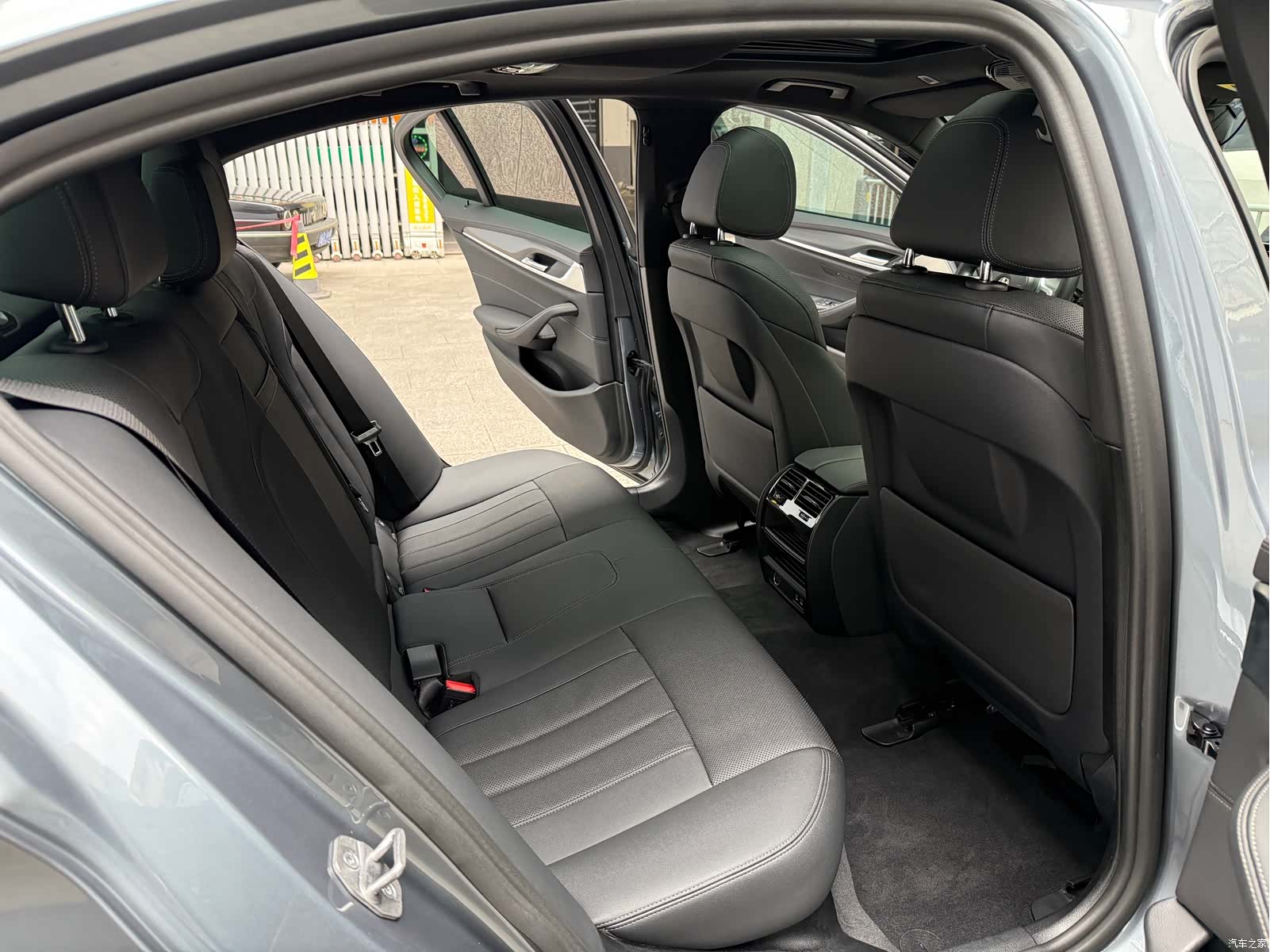 BMW 5 Series, 2022 12
