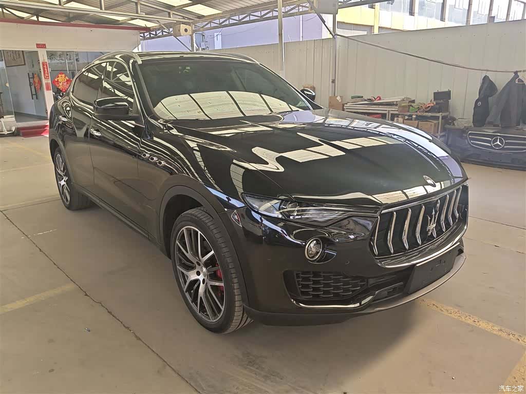 Maserati Levante, 2018 22