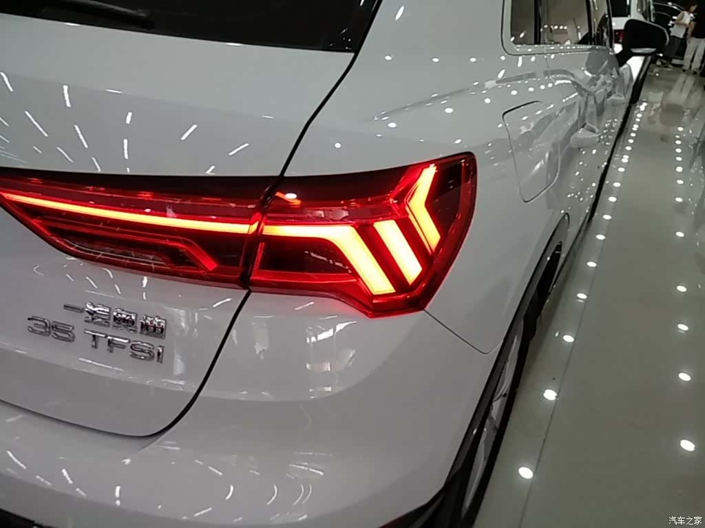 Audi Q3, 2020 8
