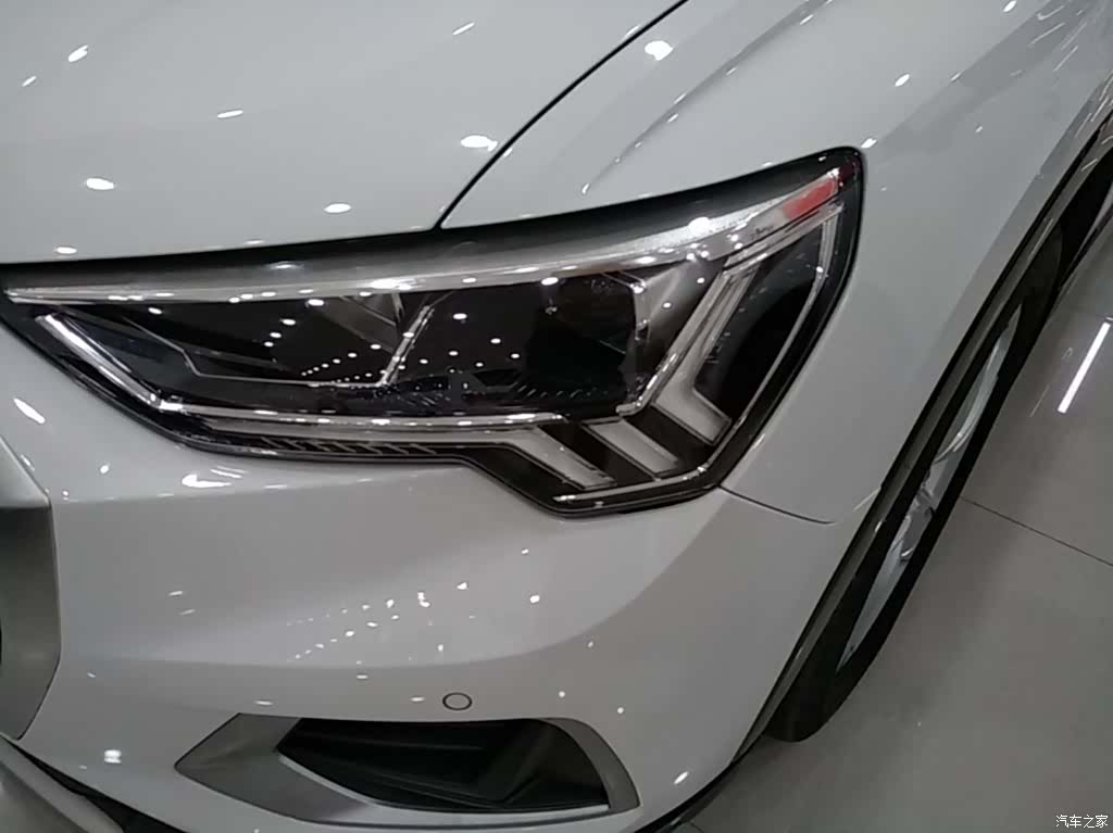 Audi Q3, 2020 24
