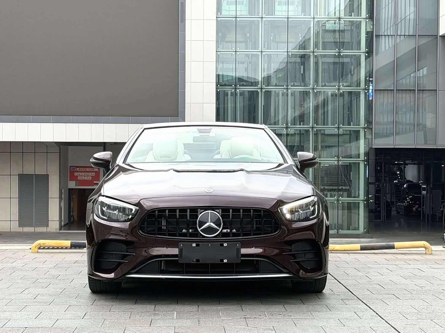 Mercedes-Benz E-Class, 2023 2