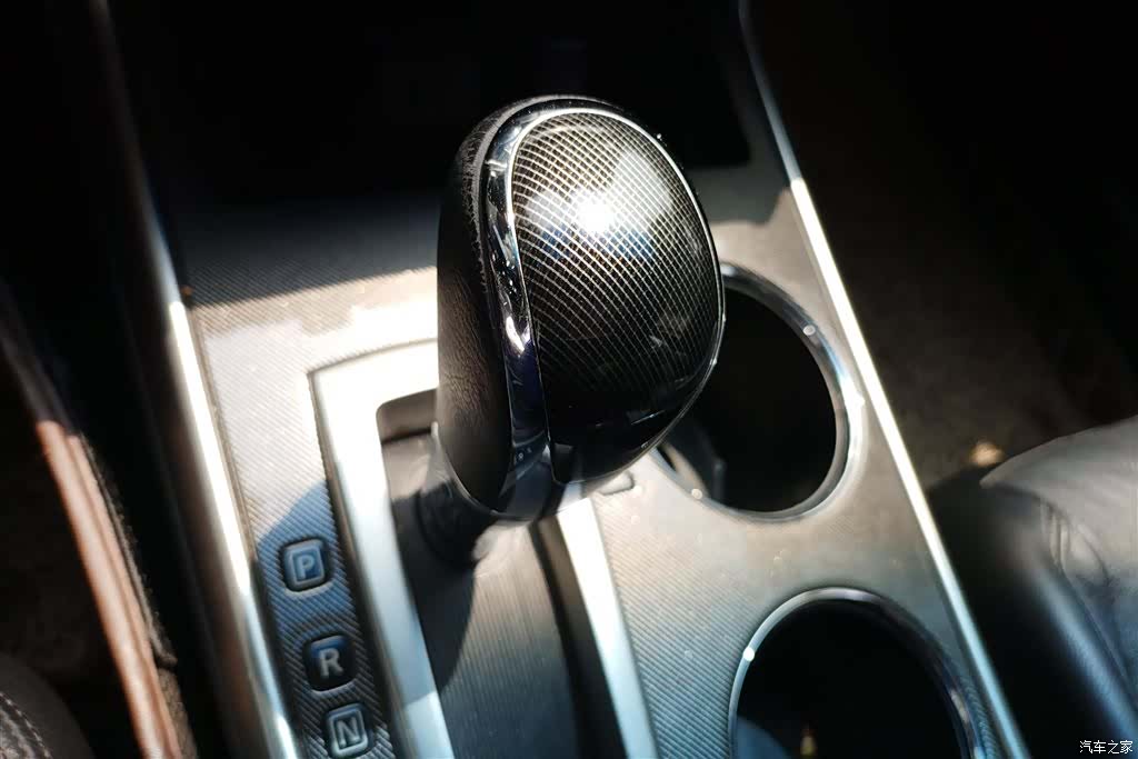 Nissan Teana, 2013 16