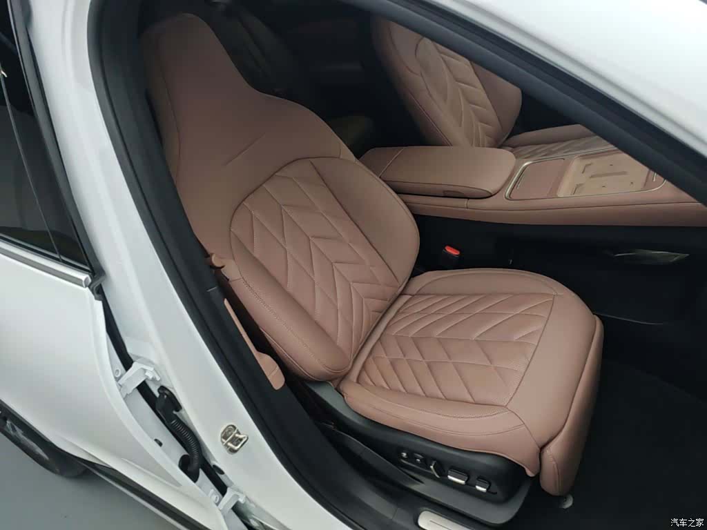 NIO EC6, 2025 25