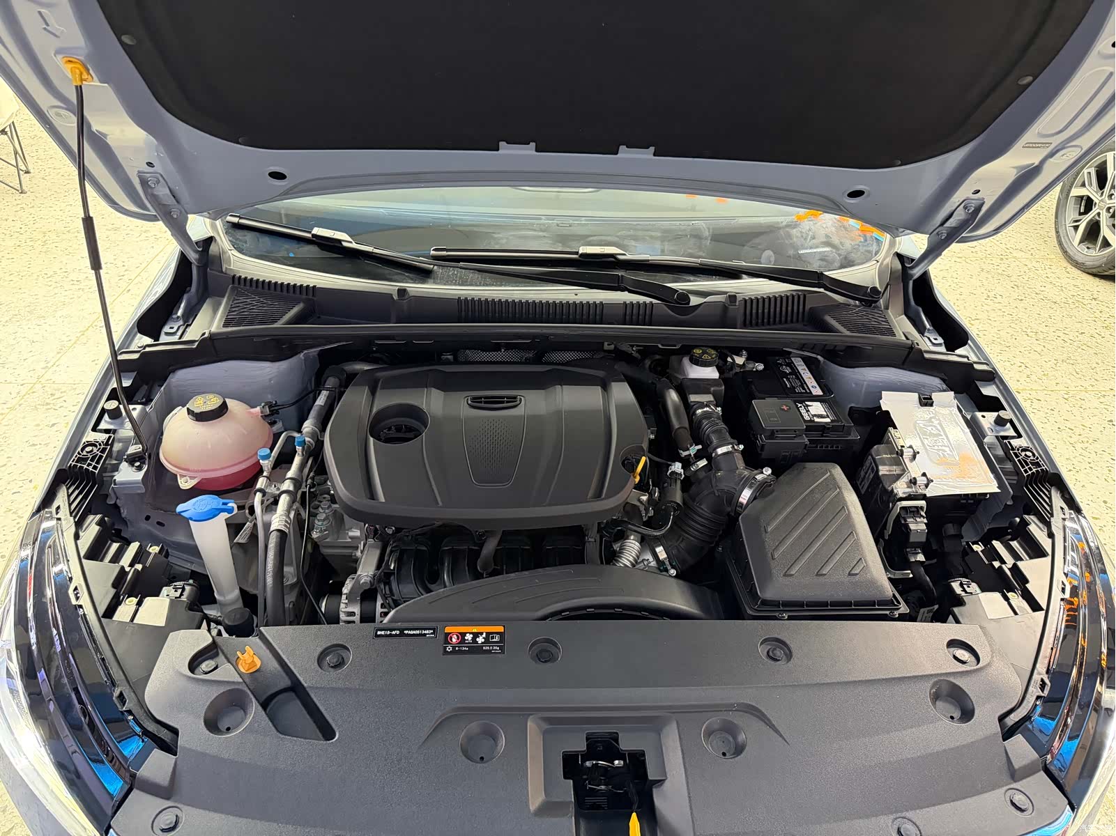 Geely Emgrand, 2023 21