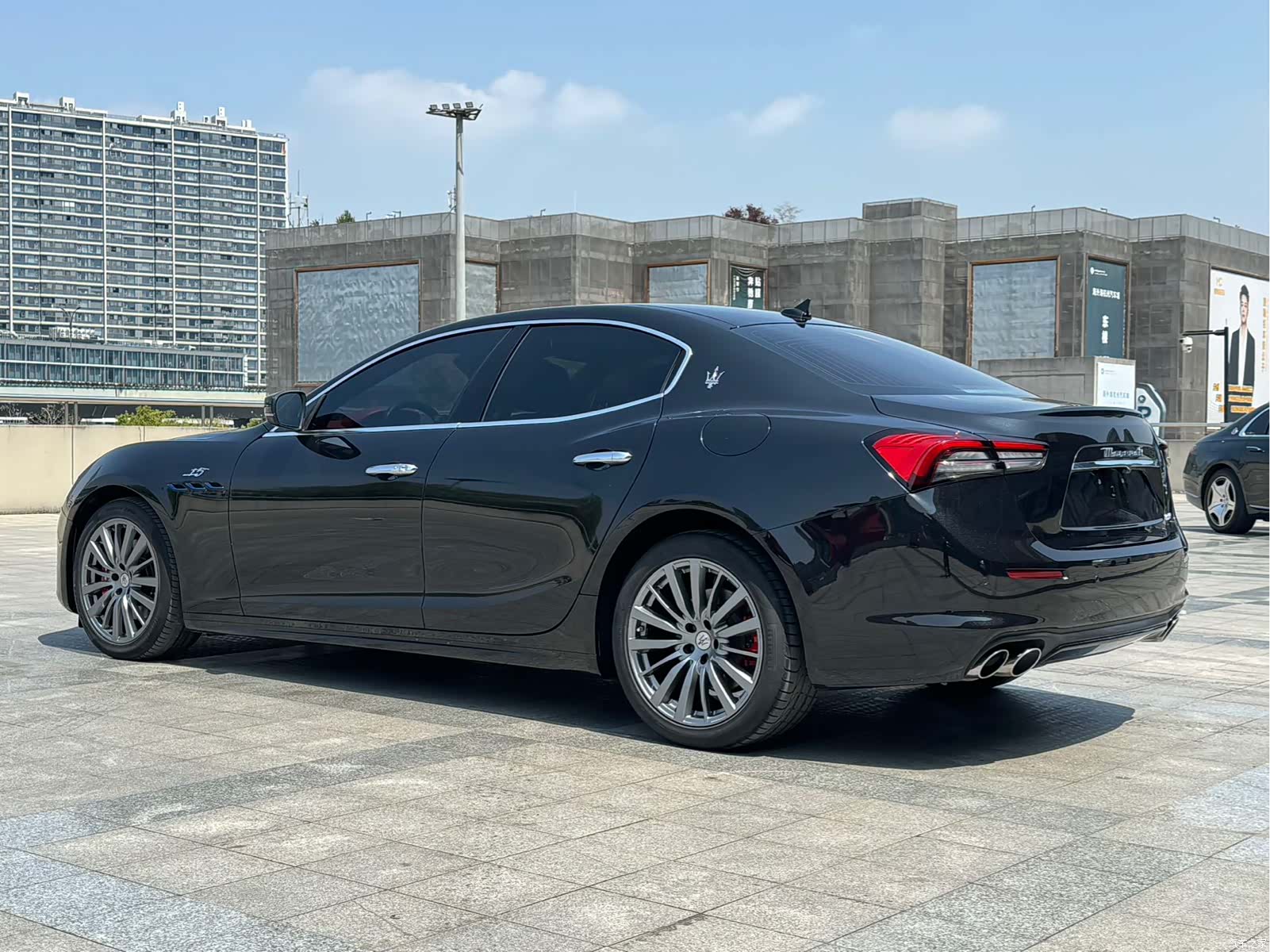 Maserati Ghibli, 2023 16