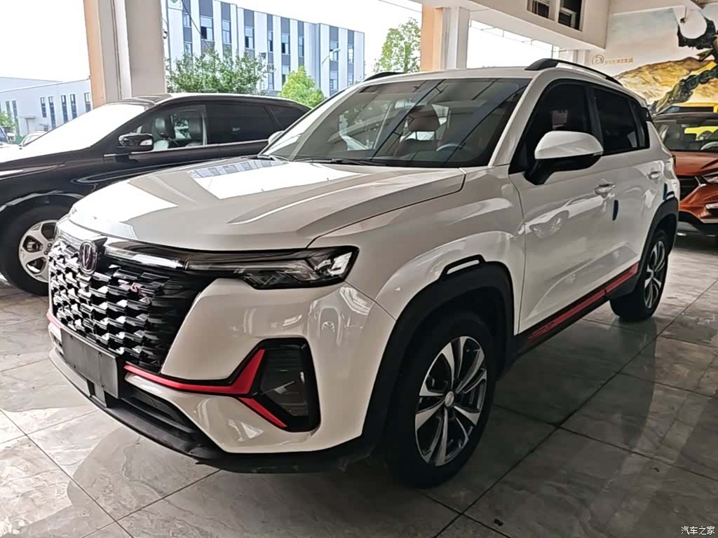 Changan CS35, 2024 1