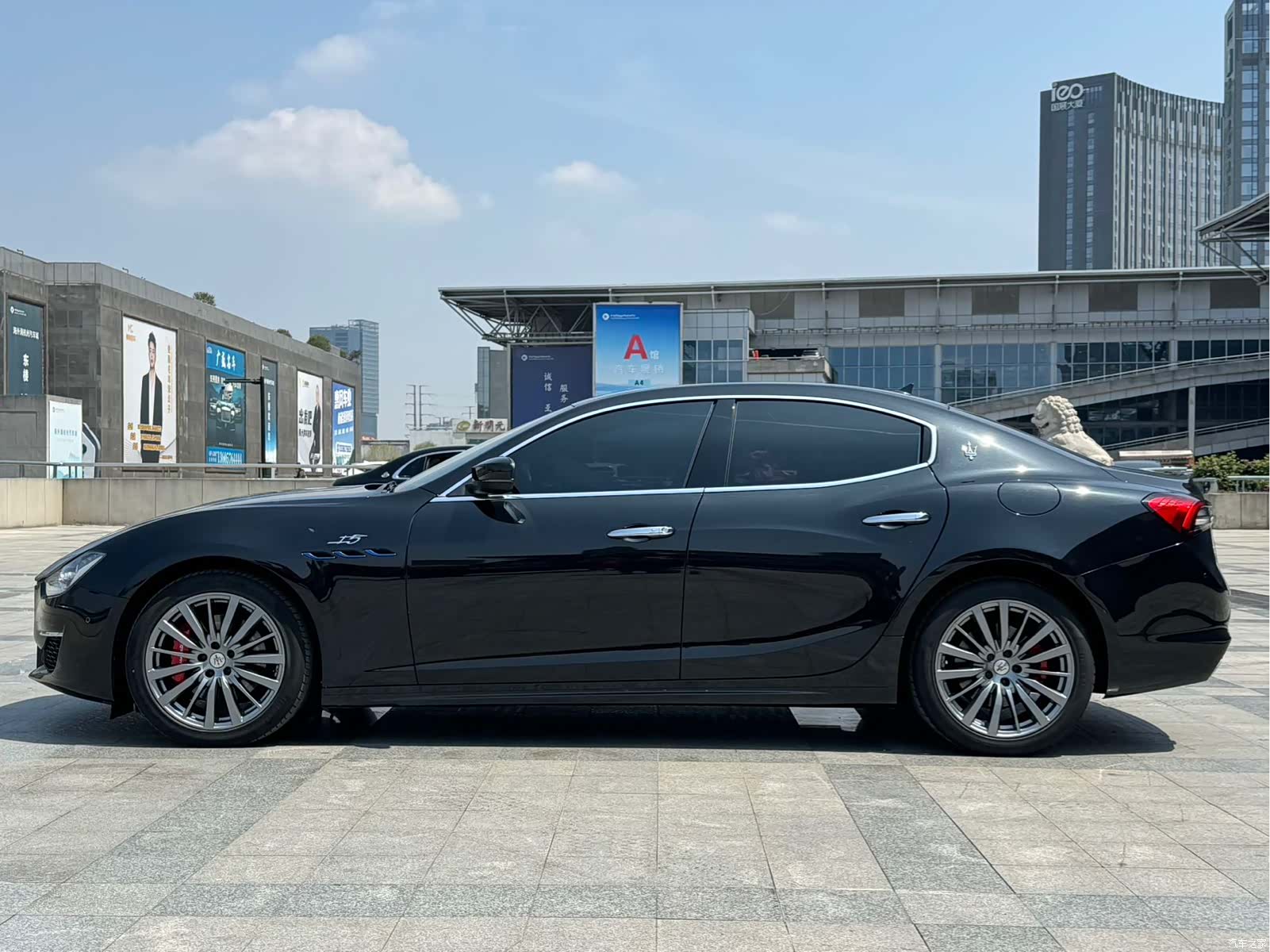 Maserati Ghibli, 2023 13
