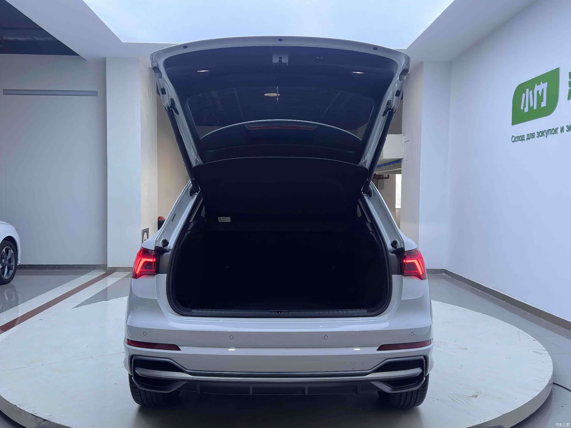 Audi Q3, 2023 21