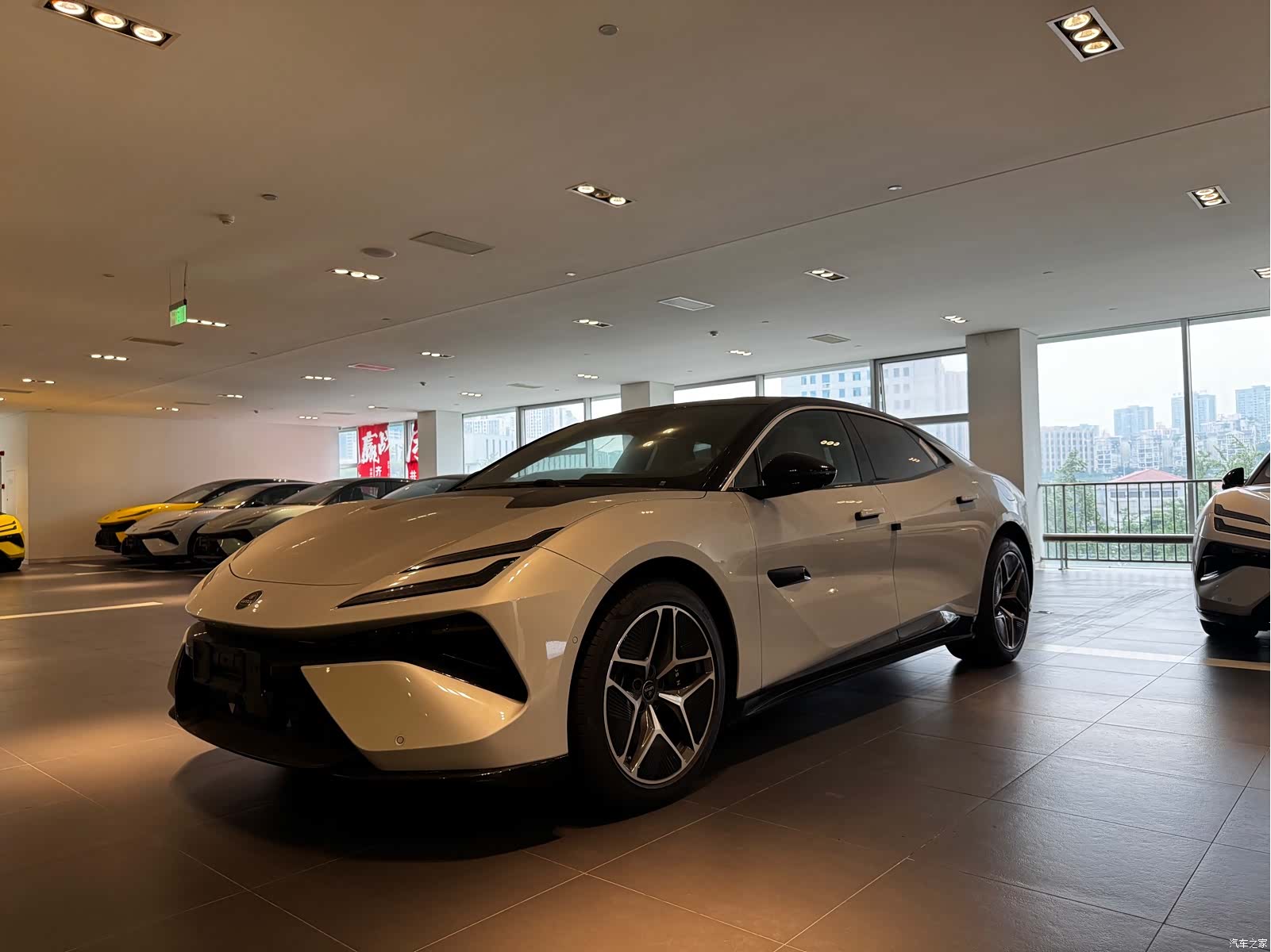Lotus EMEYA, 2026 1