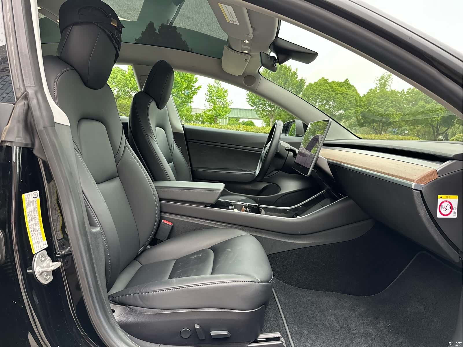 Tesla Model 3, 2019 9