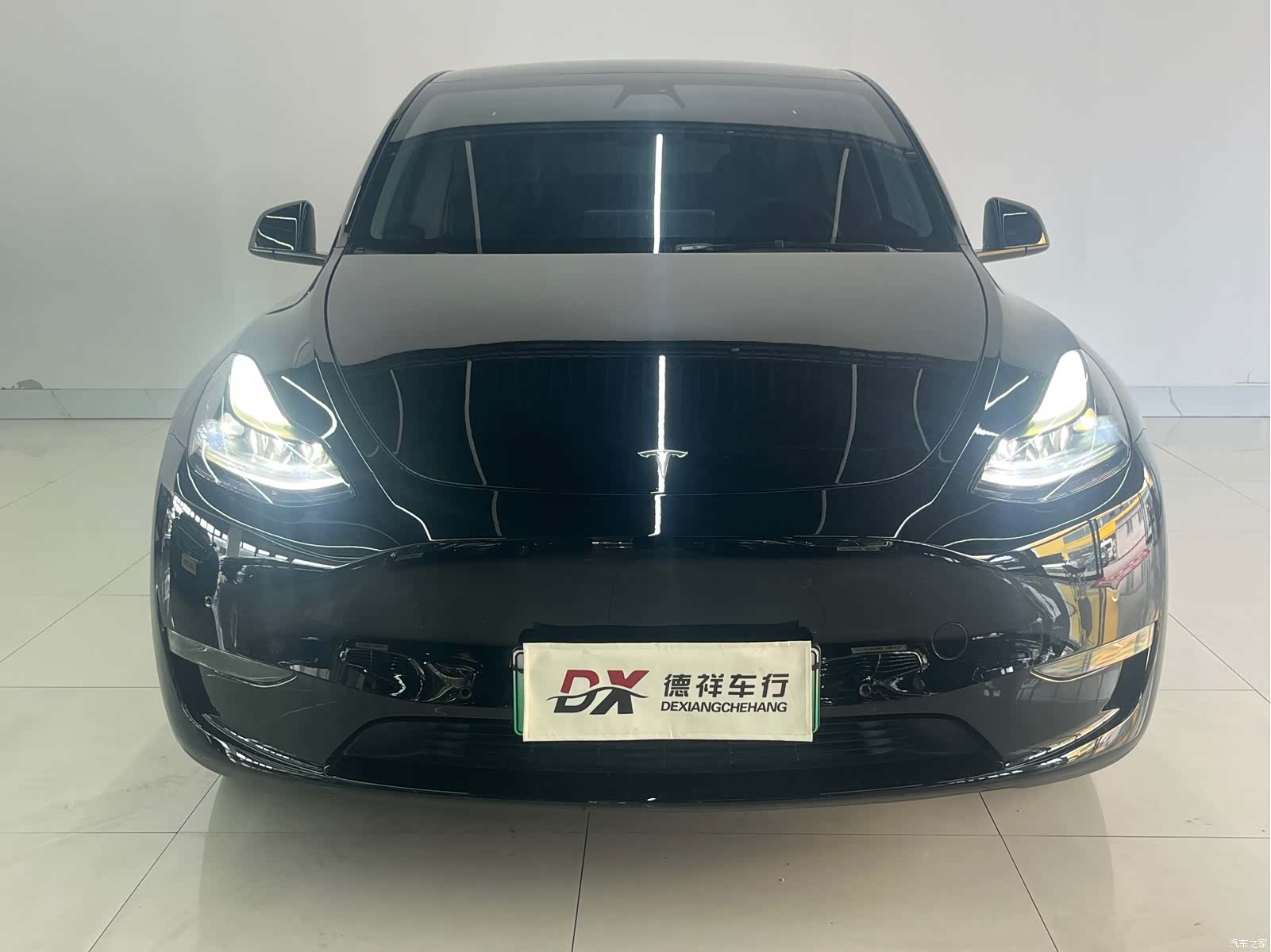 Tesla Model Y, 2022 2