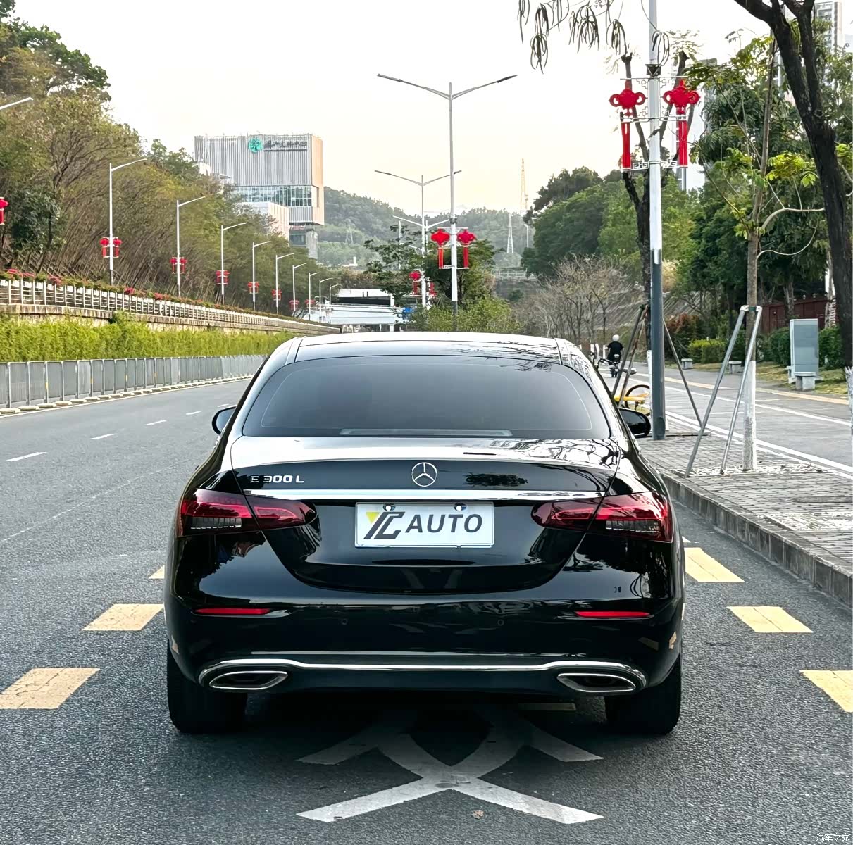 Mercedes-Benz E-Class, 2022 6