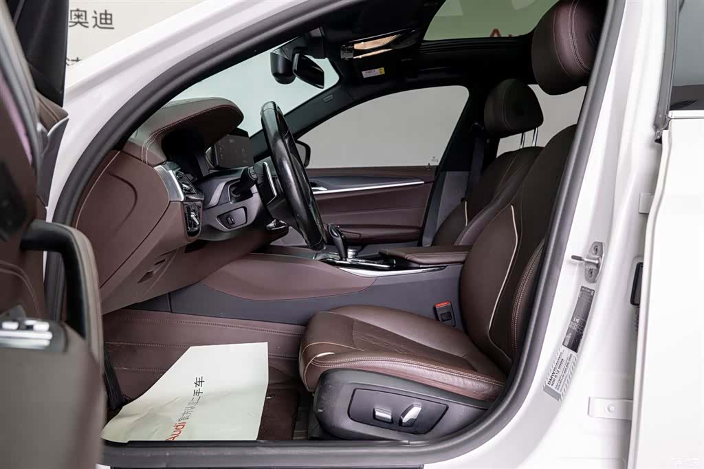 BMW 5 Series, 2021 10