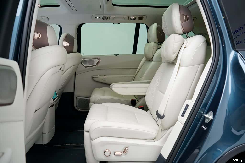 Lynk & Co 02, 2025 6