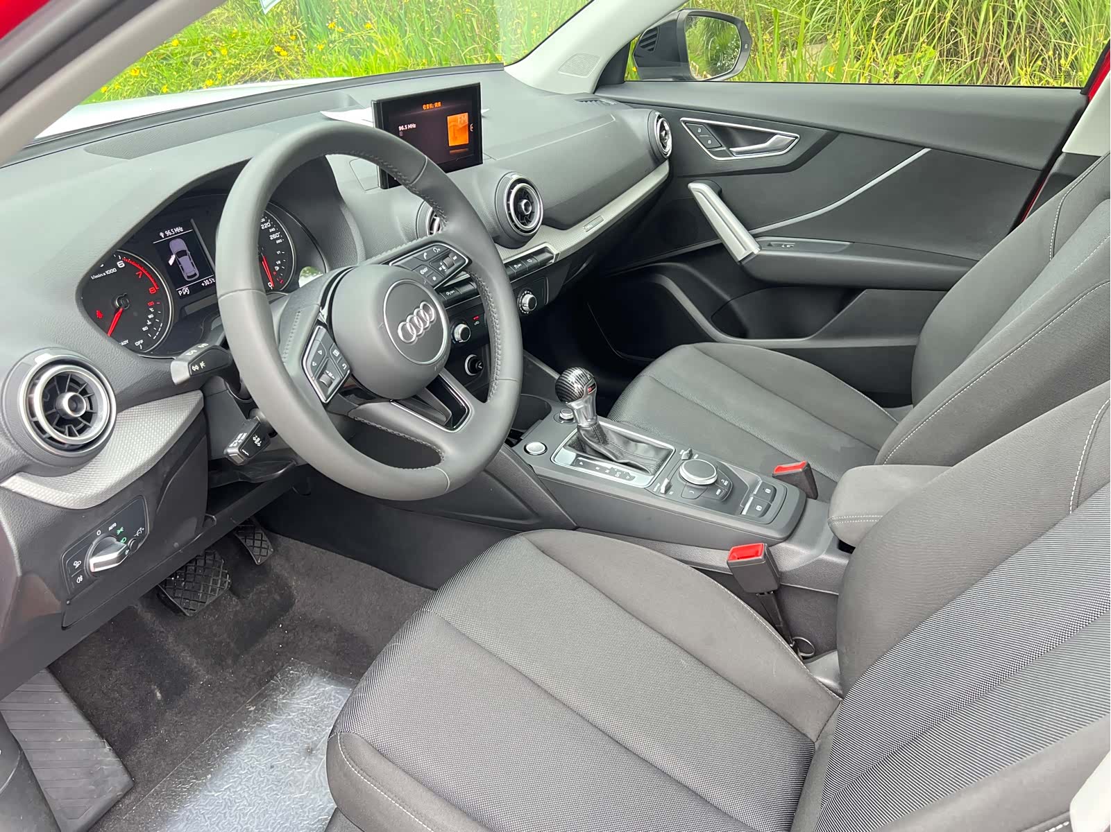 Audi Q2L, 2021 8