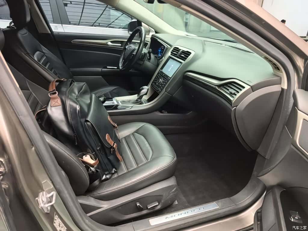 Ford Mondeo, 2018 25