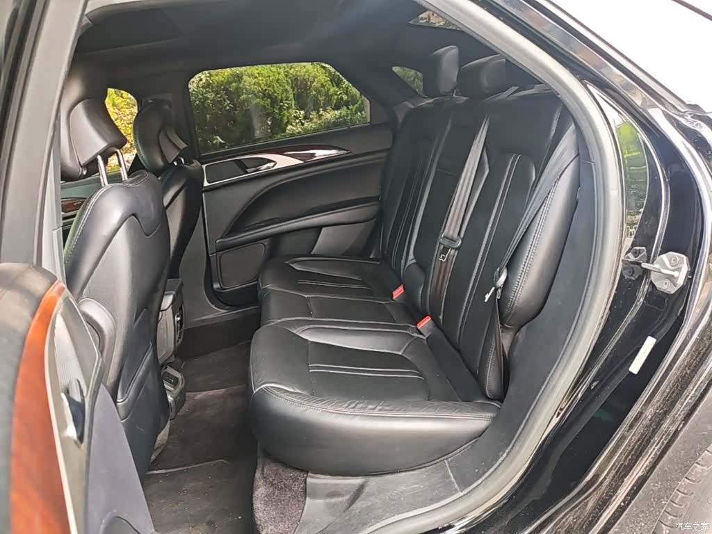 Lincoln MKZ, 2017 17