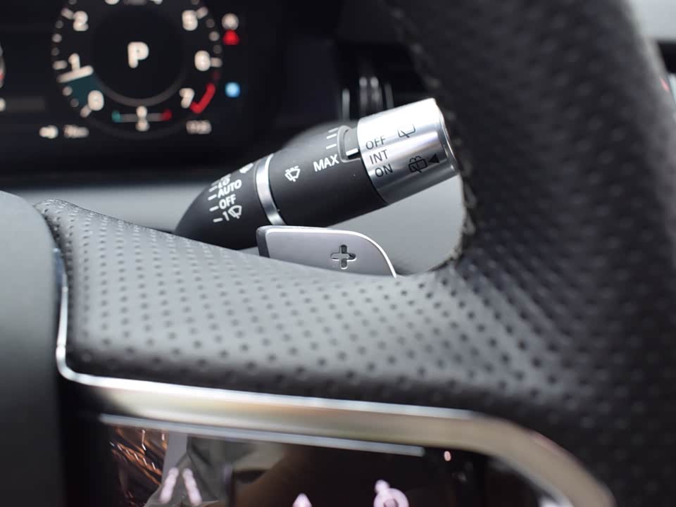 Land Rover Discover sports