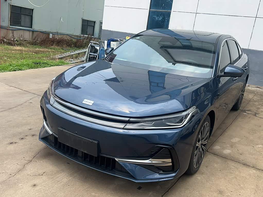 Geely Galaxy A7 EM