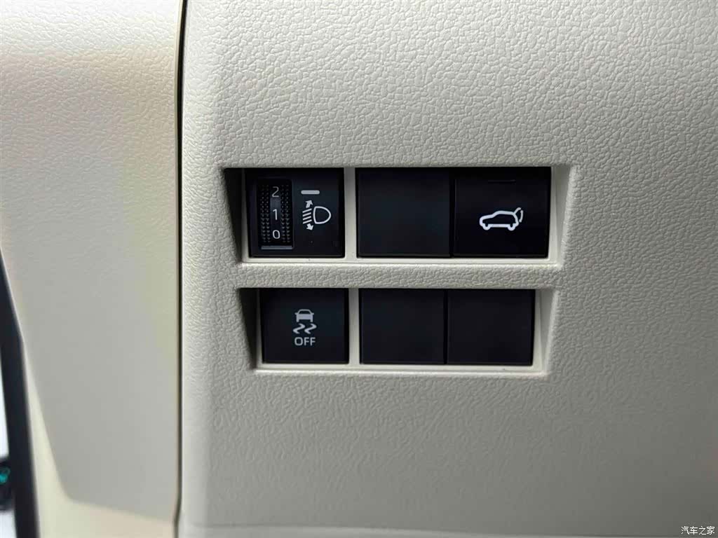 Toyota Land Cruiser, 2024 17