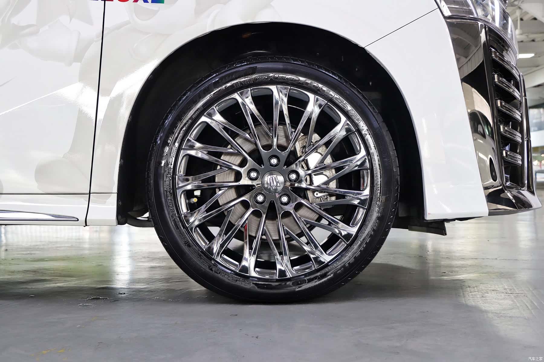 Toyota Vellfire, 2022 33