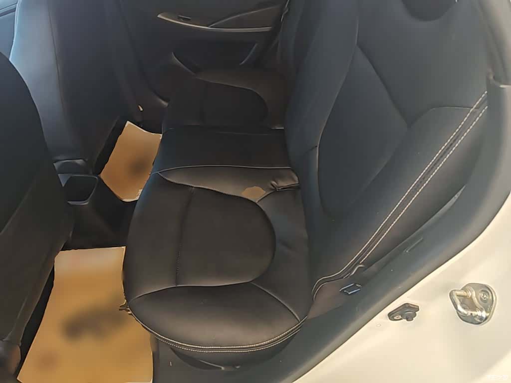 Hyundai GLX, 2016 17