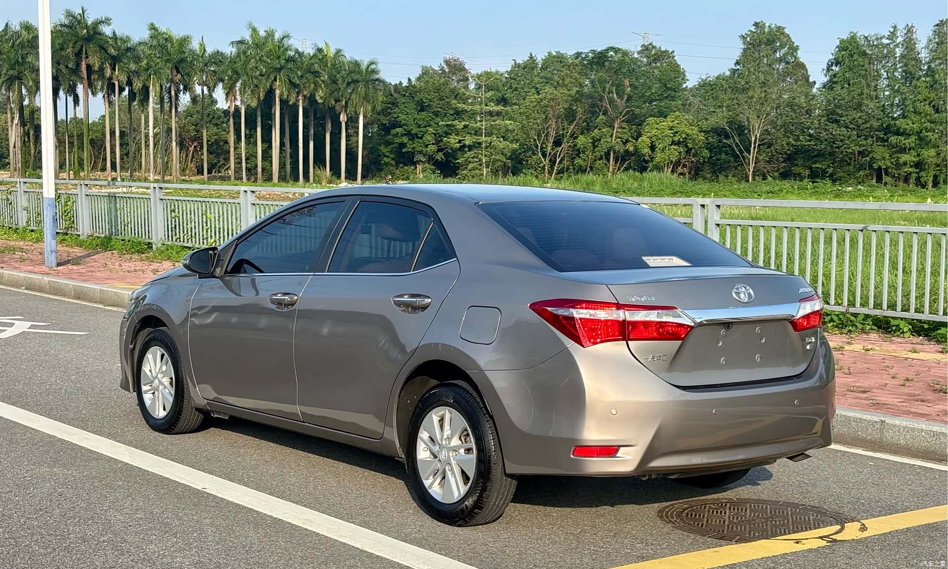 Toyota Corolla, 2017 все фото