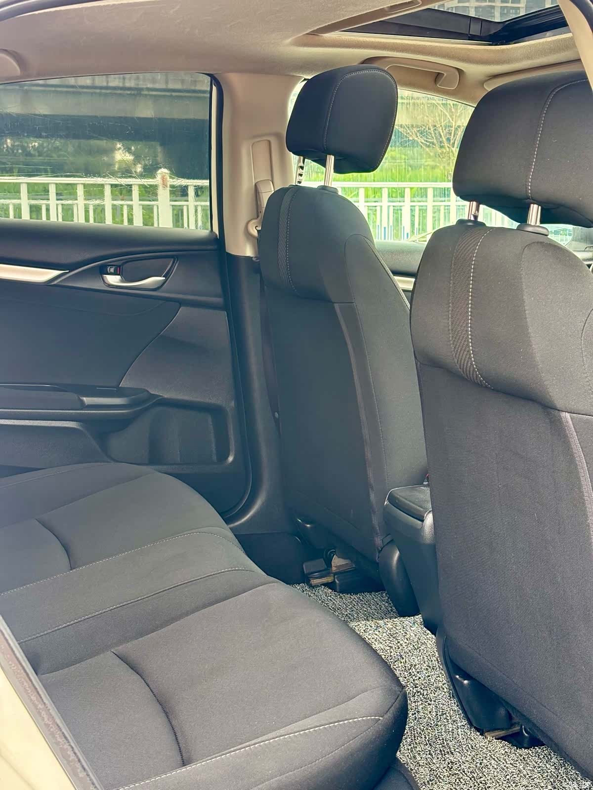 Honda Civic, 2017 11