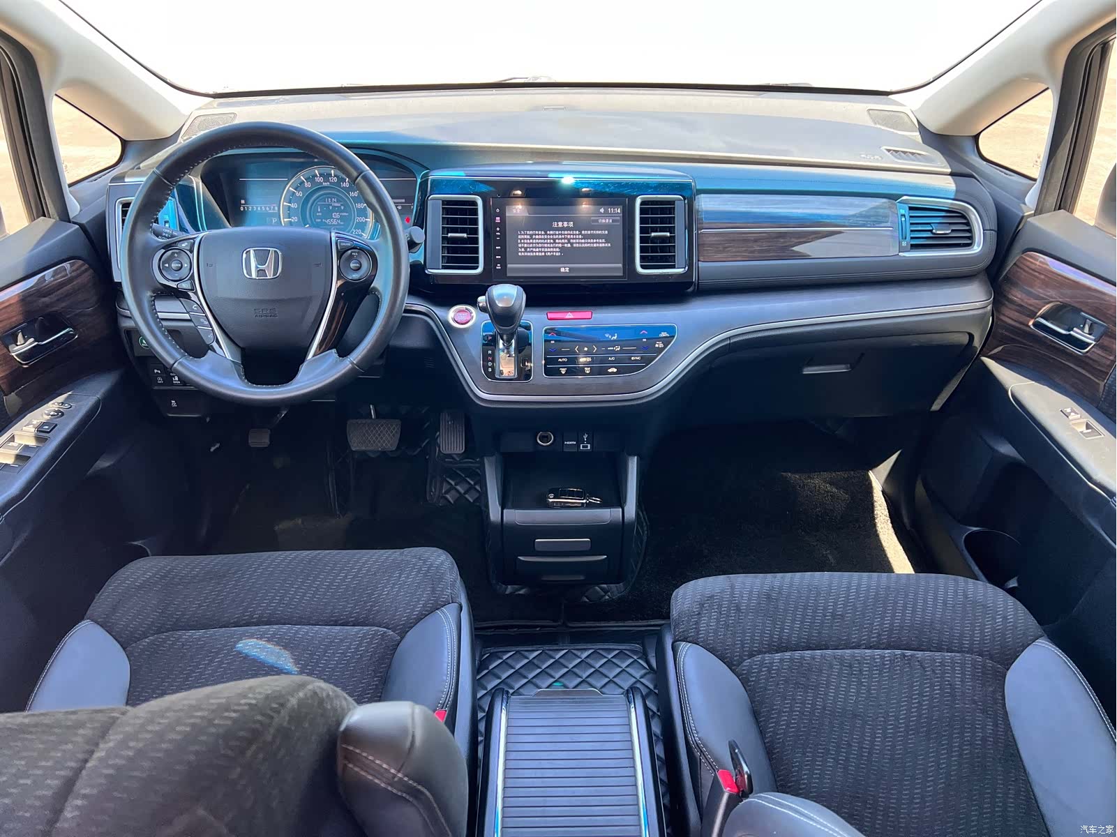 Honda Elysion, 2019 8