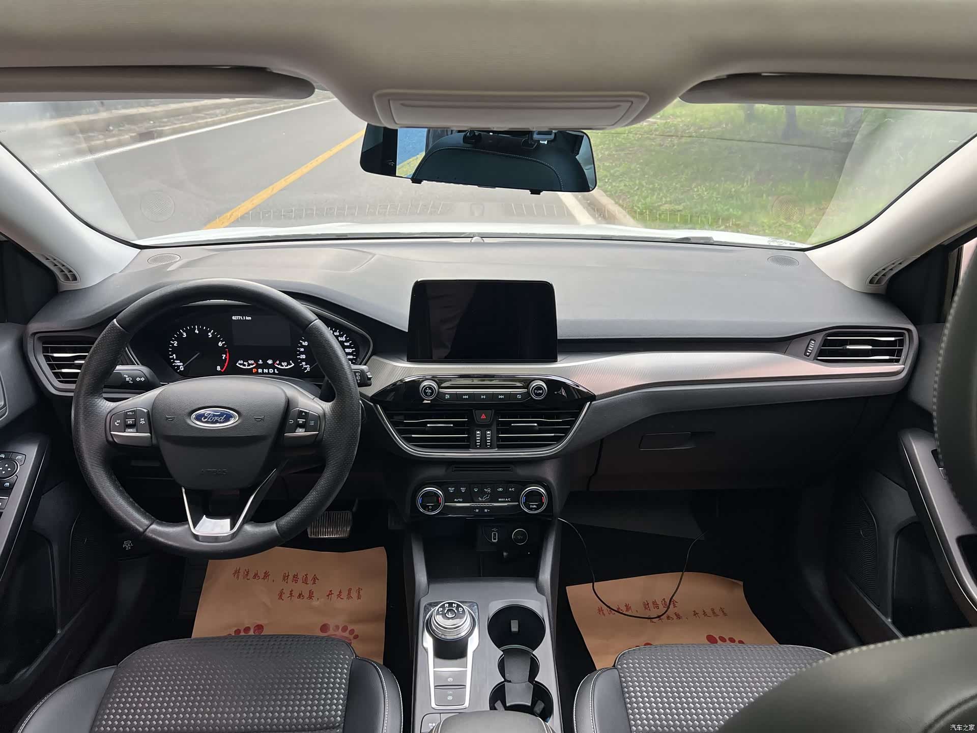 Ford Focus, 2020 все фото