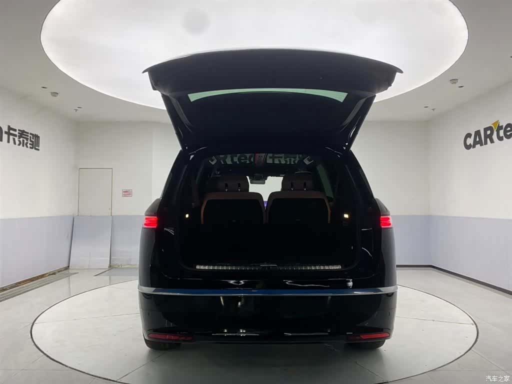 NIO ES9, 2026 32