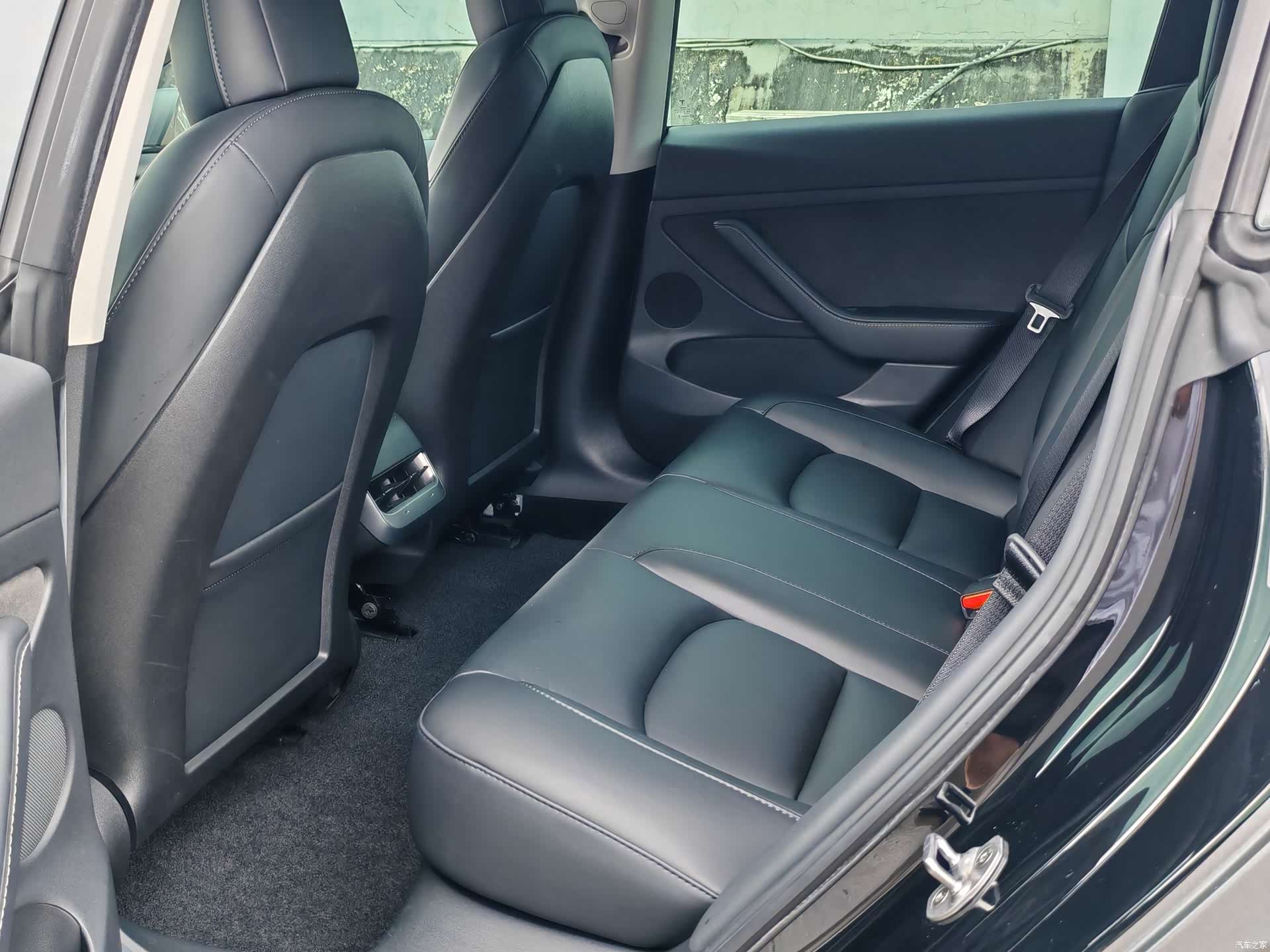 Tesla Model 3, 2022 10