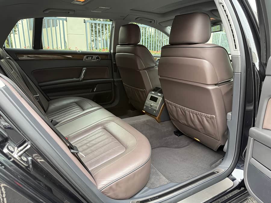 Volkswagen Phaeton 2014, фото 14