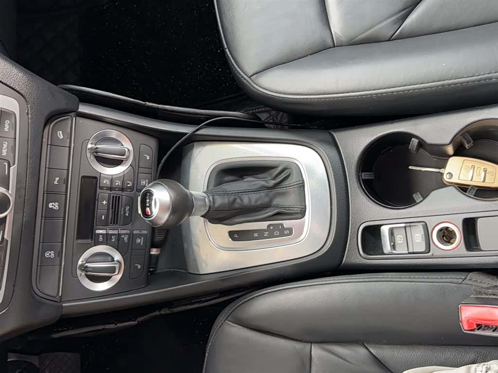 Audi Q3, 2014 15